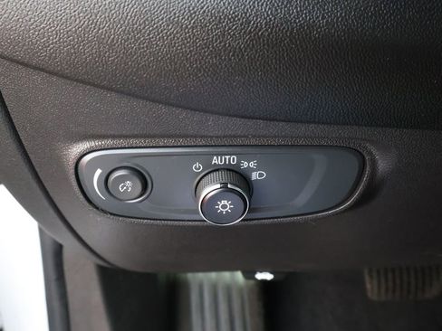 Certified 2024 Chevrolet Equinox LS w/ Driver Confidence II Package image 17