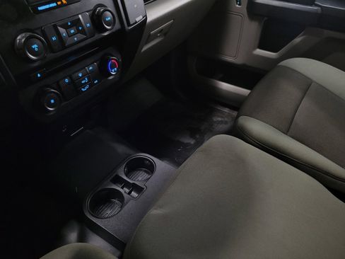 Used 2016 Ford F150 XL w/ Equipment Group 101A Mid image 26