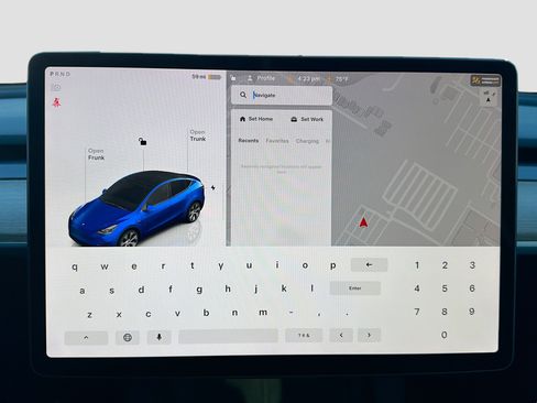 Used 2023 Tesla Model Y Long Range image 31