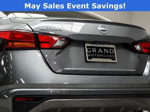 Used 2024 Nissan Altima 2.5 S FWD image 13