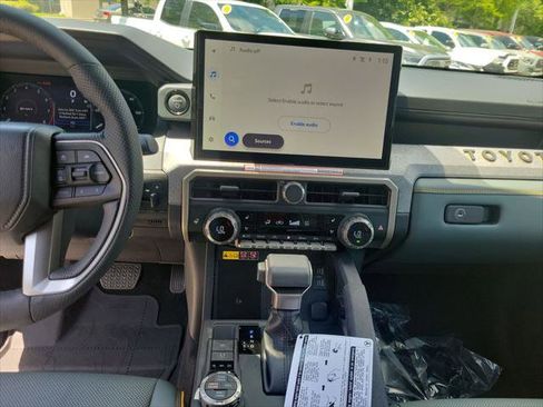 Certified 2025 Toyota Tacoma 4x4 Double Cab Hybrid image 26