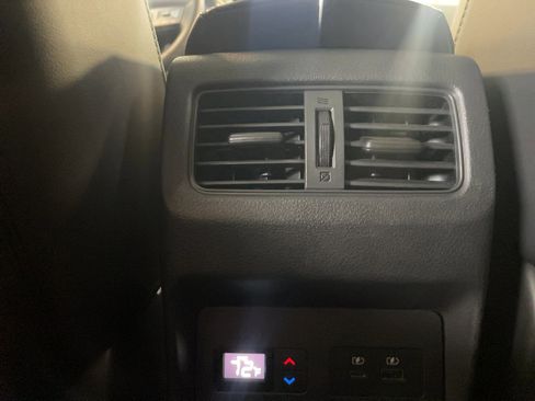 Used 2023 Nissan Rogue SL w/ SL Premium Package image 7