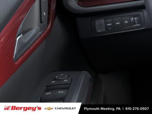 New 2026 Chevrolet Traverse Z71 w/ Enhanced Driving Package AWD/4WD image 24