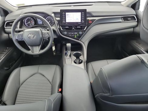 Used 2023 Toyota Camry SE FWD image 15