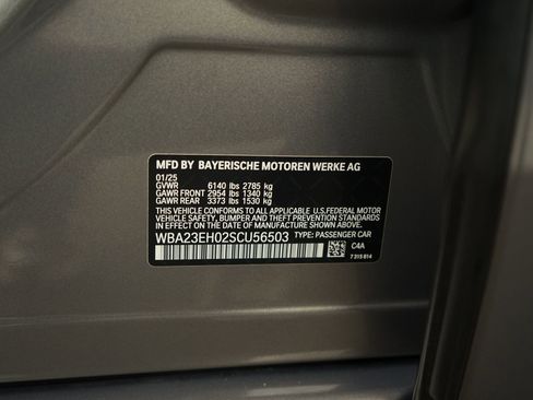 Used 2025 BMW 740i RWD image 34