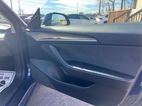 Used 2022 Tesla Model 3 Long Range image 15