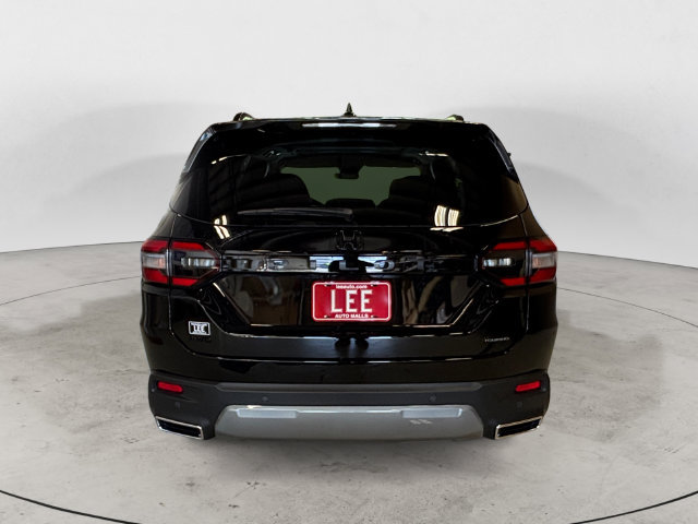 New 2026 Honda Pilot Touring image 4