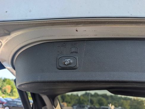Used 2018 Ford Escape SEL AWD/4WD image 49