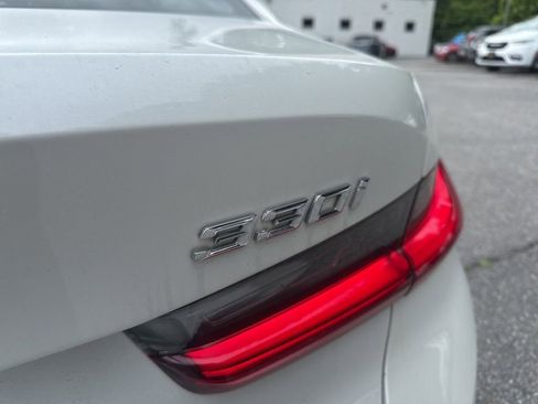 Used 2019 BMW 330i Sedan w/ Convenience Package RWD image 10