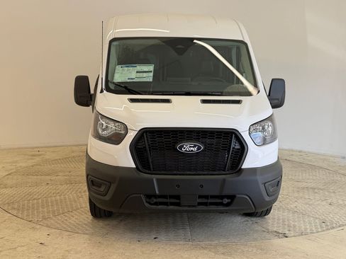 New 2026 Ford Transit 250 148 Medium Roof RWD image 5