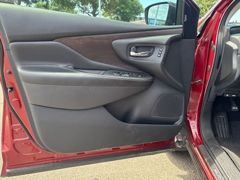 Used 2021 Nissan Murano Platinum w/ Cargo Package FWD image 15