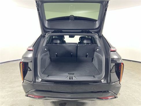 Used 2026 Cadillac Lyriq Sport image 27