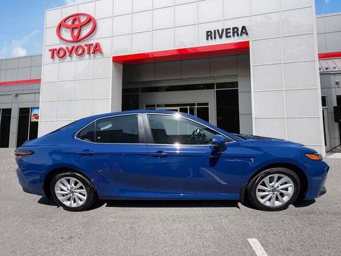 Used 2024 Toyota Camry LE FWD image 6