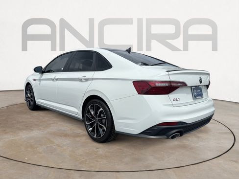 Used 2023 Volkswagen Jetta GLI Autobahn image 8