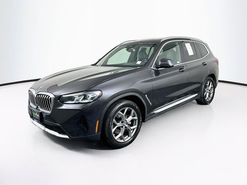 Used 2024 BMW X3 xDrive30i AWD/4WD image 3