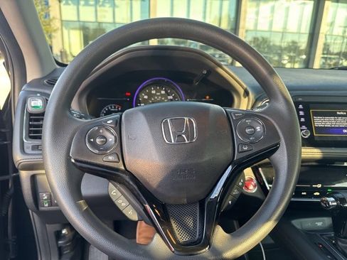 Certified 2022 Honda HR-V EX image 7