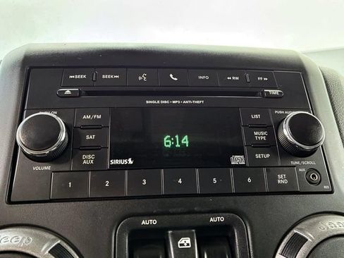 Used 2014 Jeep Wrangler Sport w/ Quick Order Package 23S AWD/4WD image 33