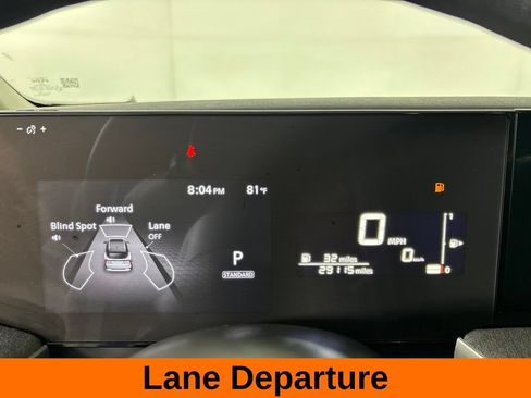 Used 2025 Nissan Kicks SV FWD image 15