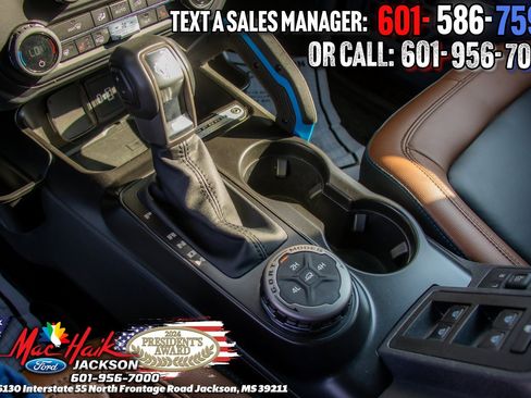 Used 2023 Ford Bronco Outer Banks image 19