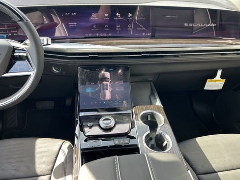 New 2026 Cadillac Escalade Luxury w/ Touring Package image 15