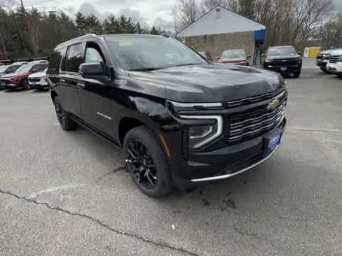 New 2026 Chevrolet Suburban High Country AWD/4WD image 7