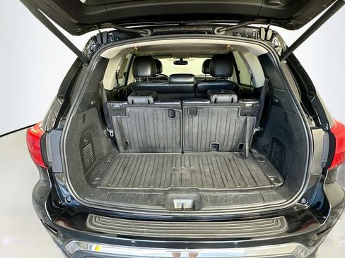 Used 2020 Nissan Pathfinder Platinum AWD/4WD image 27