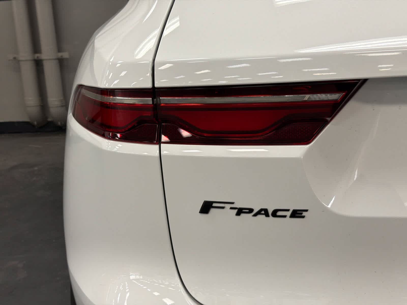 Used 2023 Jaguar F-PACE R-Dynamic S AWD/4WD image 14