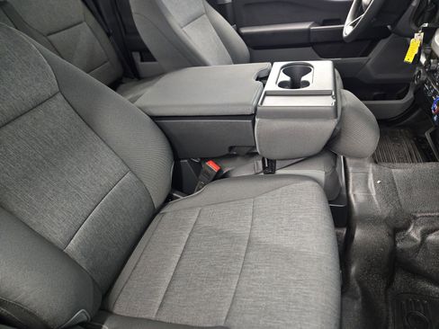 Used 2024 Ford F550 4x4 SuperCab Super Duty image 12