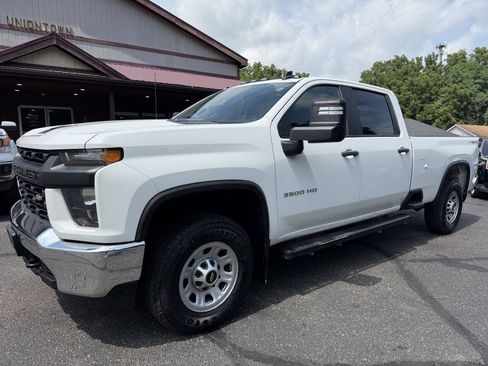 Used 2021 Chevrolet Silverado 3500 W/T w/ WT Convenience Package AWD/4WD image 2