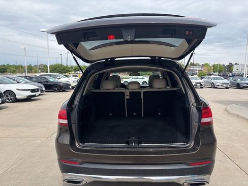 Used 2016 Mercedes-Benz GLC 300 4MATIC image 48