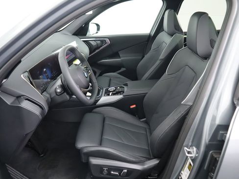 Certified 2025 BMW X3 xDrive30i w/ Premium Package image 21