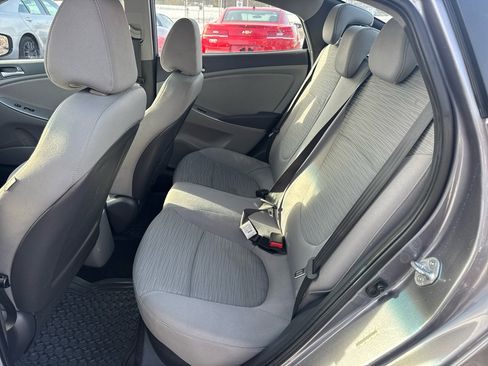 Used 2015 Hyundai Accent GLS image 11