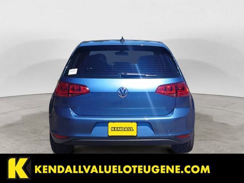 Used 2016 Volkswagen e-Golf SE w/ DC Fast Charging Package FWD image 4