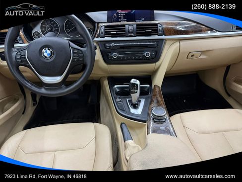 Used 2015 BMW 328i xDrive Sedan AWD/4WD image 10