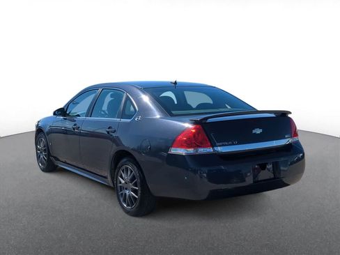 Used 2009 Chevrolet Impala LT w/ Luxury Edition Package FWD image 6