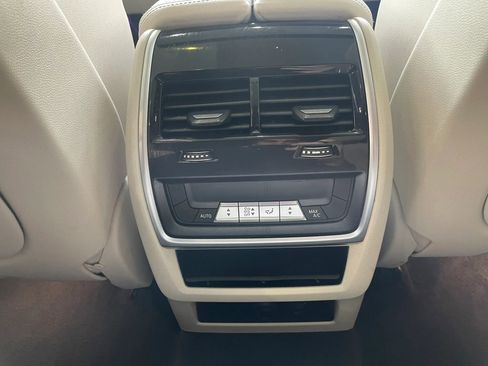 Used 2021 BMW X5 xDrive40i w/ M Sport Package AWD/4WD image 21
