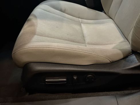 Used 2023 Honda Accord EX image 12