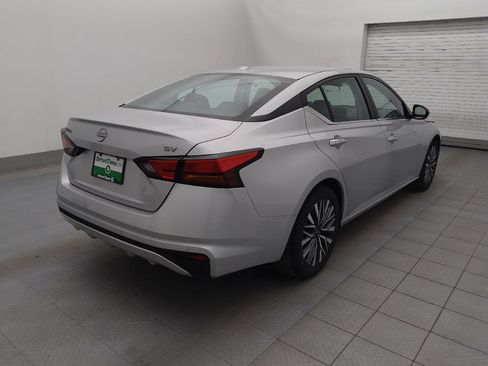 Used 2024 Nissan Altima 2.5 SV image 9