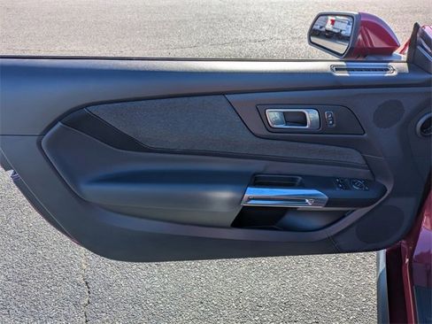 Used 2025 Ford Mustang EcoBoost image 12