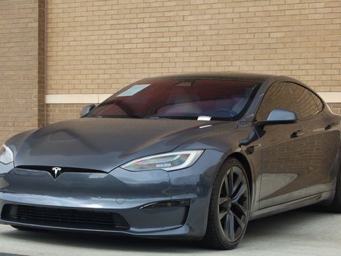 Used 2022 Tesla Model S Plaid AWD/4WD image 5