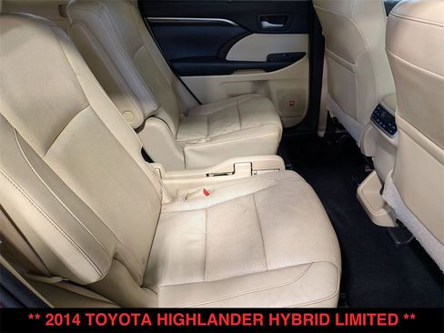 Used 2014 Toyota Highlander Limited image 29