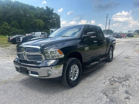Used 2016 RAM 1500 Big Horn AWD/4WD image 3