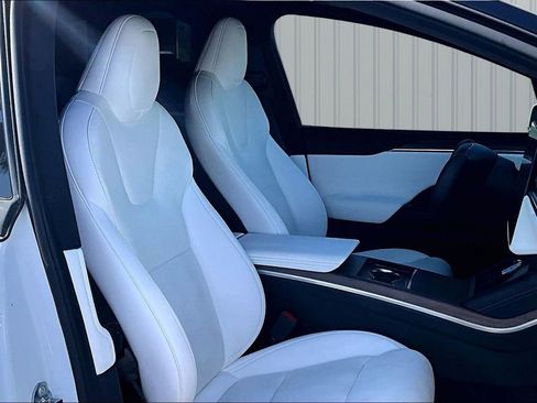 Used 2022 Tesla Model X AWD/4WD image 18