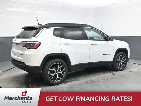 Used 2025 Jeep Compass Limited AWD/4WD image 8
