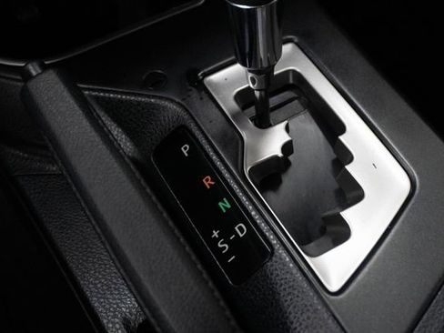 Used 2018 Toyota RAV4 XLE image 27