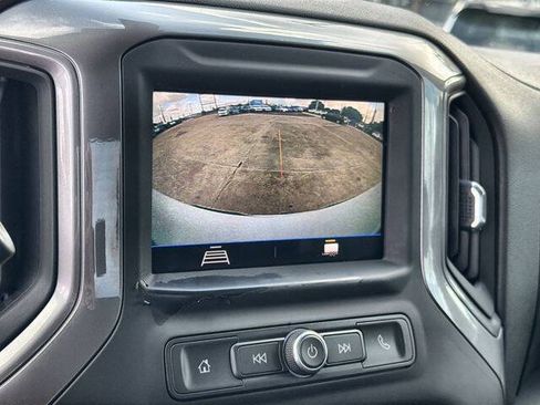 Used 2020 Chevrolet Silverado 1500 Custom w/ Custom Value Package RWD image 14