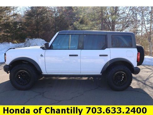 Used 2022 Ford Bronco Black Diamond image 4