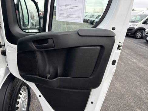 Used 2025 RAM ProMaster 3500 w/ Crew Van Package image 15