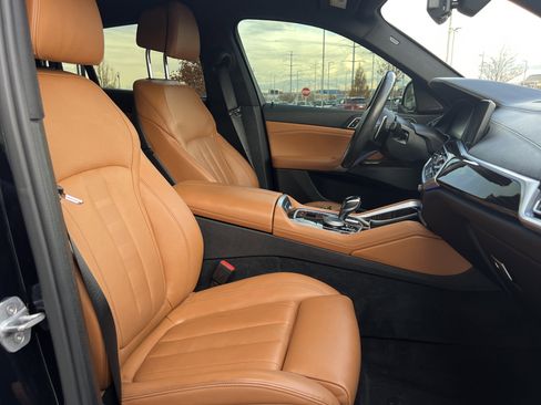 Used 2020 BMW X6 xDrive40i w/ M Sport Package image 26