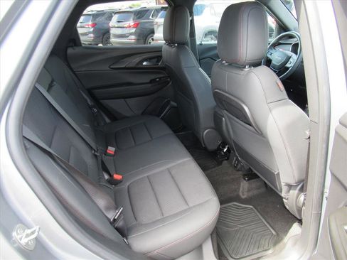 Used 2023 Chevrolet TrailBlazer RS w/ Sun and Liftgate Package image 29